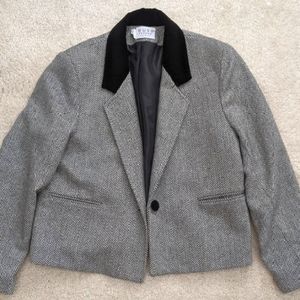 Vintage Russ Petites Herringbone Cropped Blazer with Black Velvet Collar
